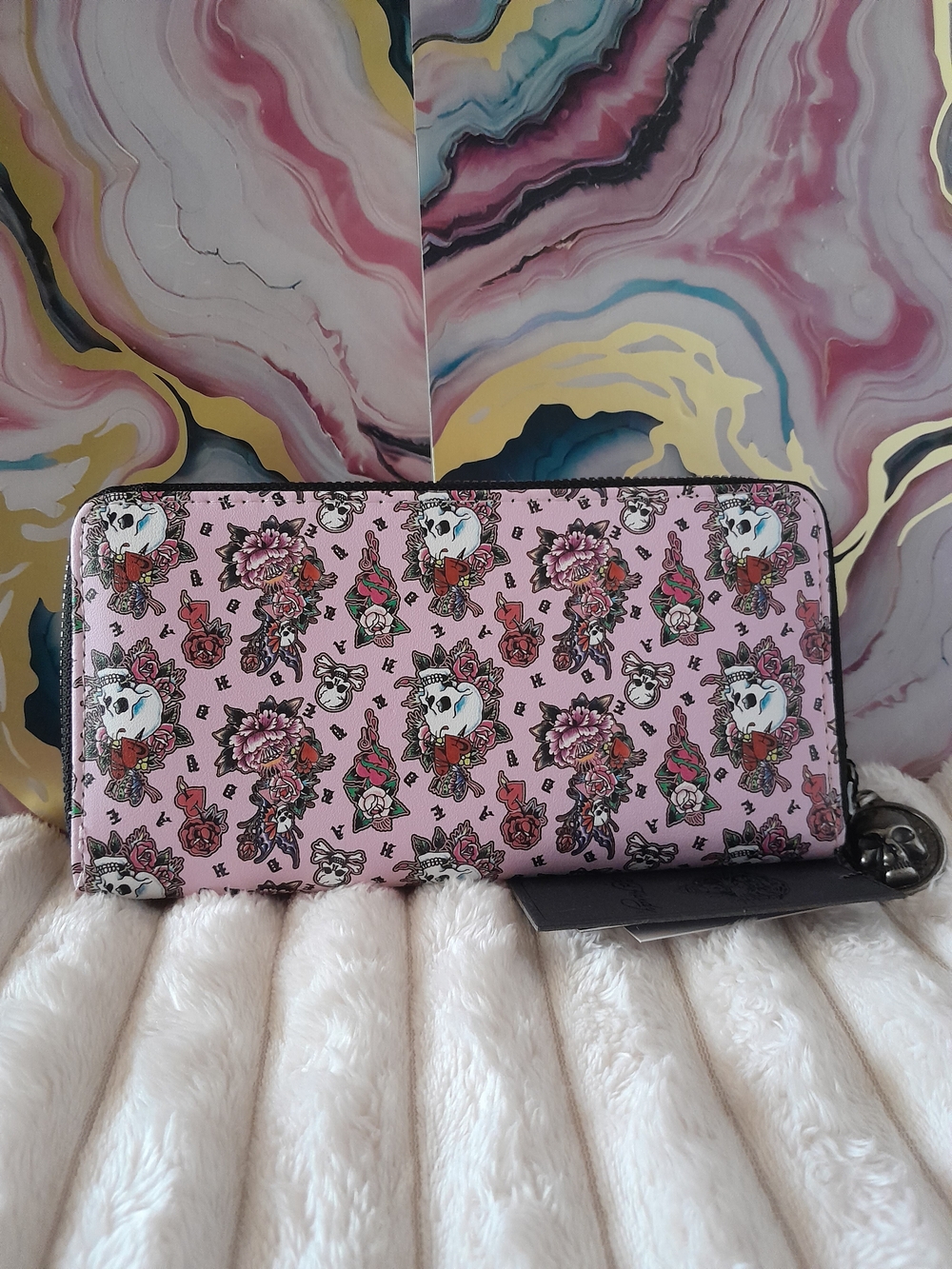 Ed Hardy NWT Pink Skull Rose Tattoo Print Zip Around Wallet Wristlet Clutch - Picture 6 of 7